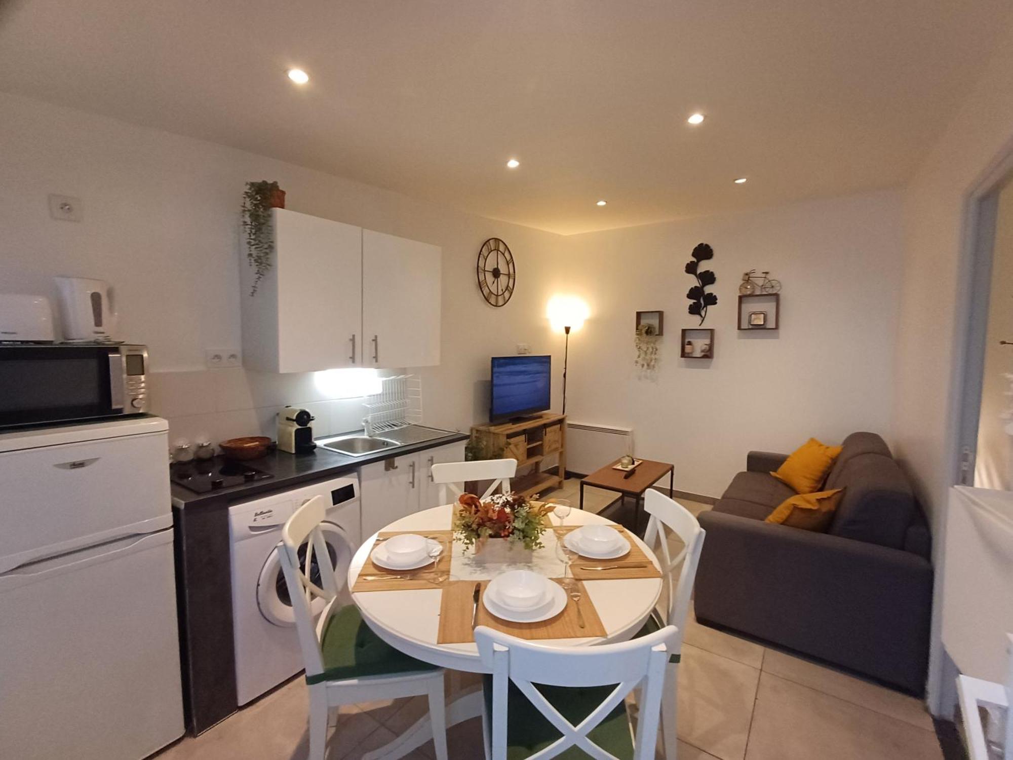 Super F2 A 5Mn Aeroport D'Orly Parking Prive Gratuit Apartman Paray-Vieille-Poste Kültér fotó