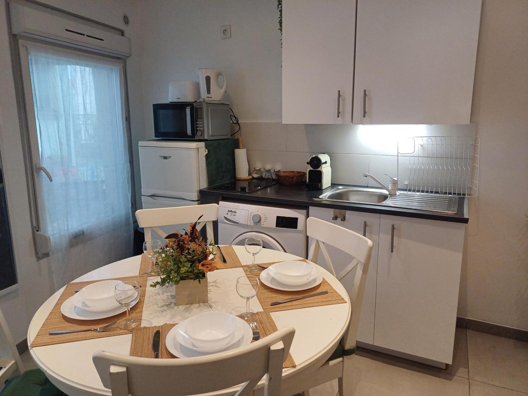 Super F2 A 5Mn Aeroport D'Orly Parking Prive Gratuit Apartman Paray-Vieille-Poste Kültér fotó